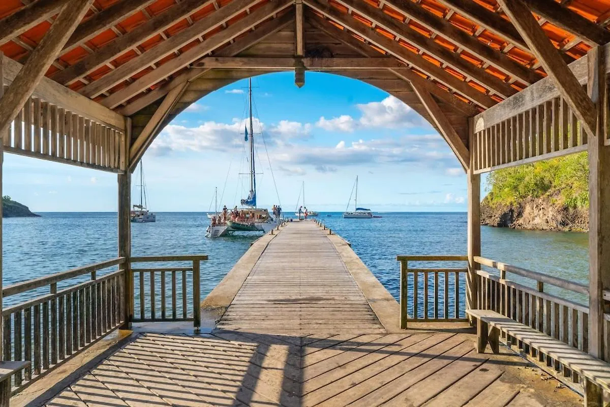 Bungalow Ixora, Bord De Mer レザンセス・ダルレット